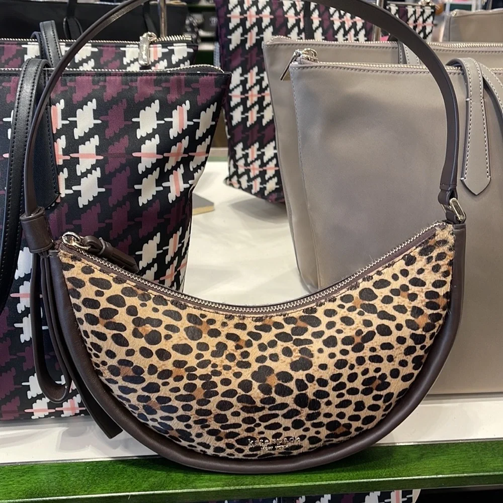 KATE SPADE
Small Smile Genuine Calf Hair Shoulder Bag In Multi
leopard calf - Picture 14 of 16